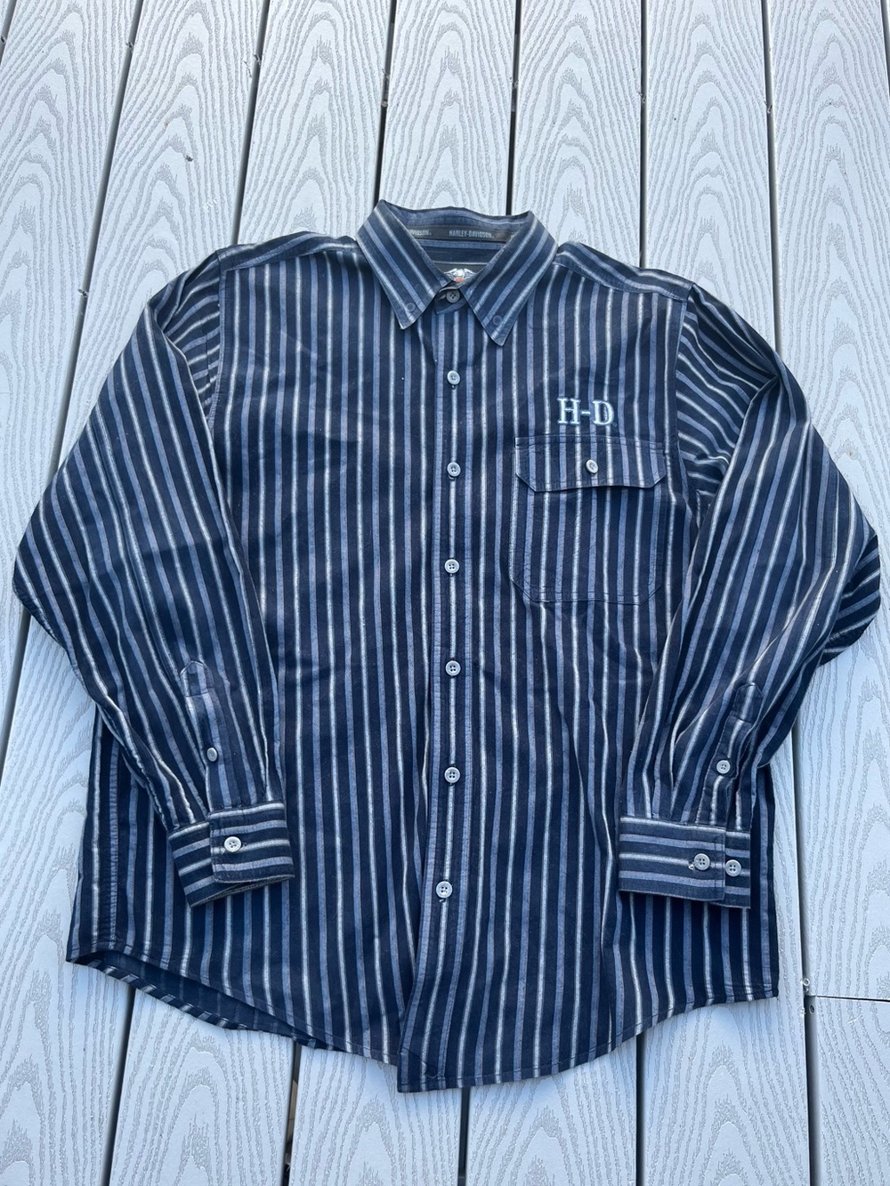 Harley-Davidson Mens L Button Down Shirt Dark Blue Striped Embroidered Logo
